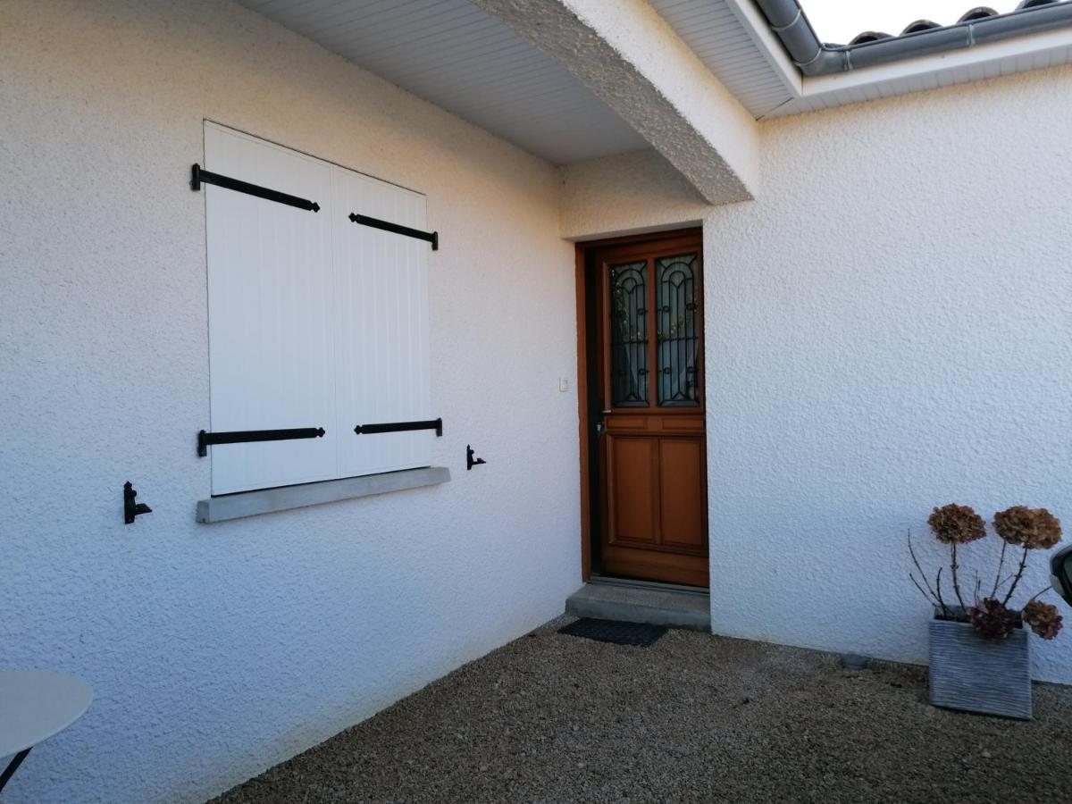 Maison D'Hotes Saint-Julien-l'Ars المظهر الخارجي الصورة
